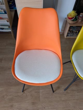 Precio por las 4. Sillas de Colores