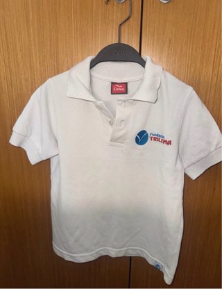 2 Polos Blancos Trilema Talla 4