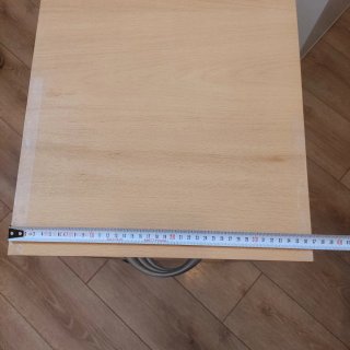 Cajonera con ruedas color madera-blanca. 3 cajones
