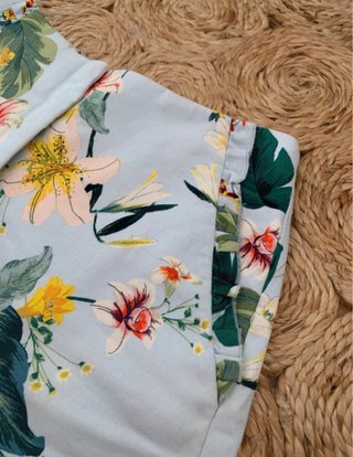 Shorts florales Zara estampado