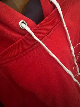 Sudadera roja Trilema Talla 6