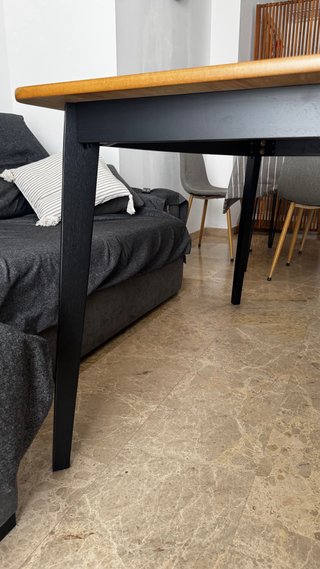 Mesa de salón madera y metal