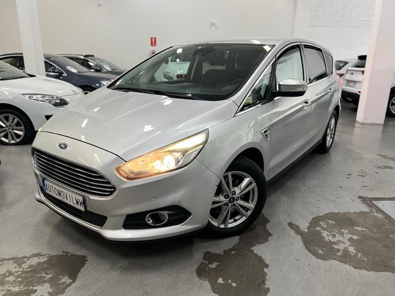 Ford S-MAX 2016 - foto 1