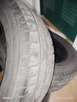 Neumático Continental 215/65 R16C