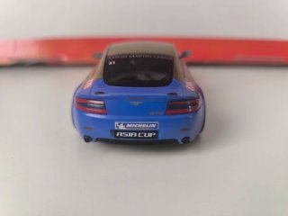 Scalextric Aston Martin Vantage N24 SCX