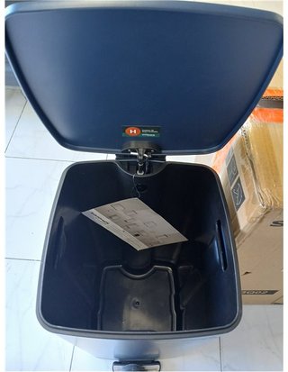 SONGMICS Cubo de Basura - Basurero de 20 L - de Cocina de Acero Inoxidable - con Cubeta Interior - Cierre Suave y Permanece Abierto -