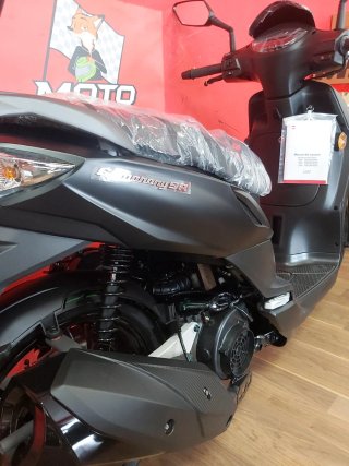 SYM Symphony SR 125 Scooter Negra