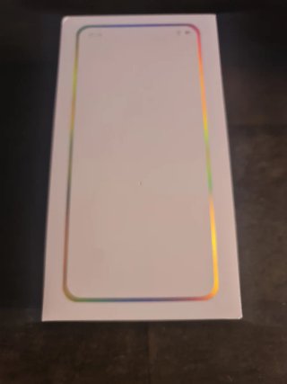 Móvil beige ¿el móvil no es un Samsung? ¿es réplic