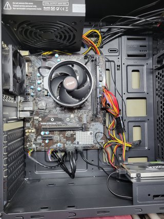 PC torre Ryzen 3 SSD Windows 11