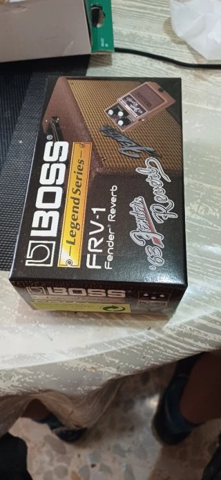 Pedal Boss Reverb '63 Fender FRV-1