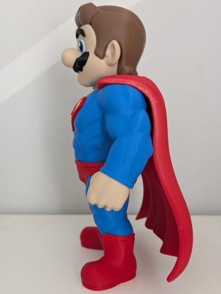 Figura Fanart de Mario x Superman