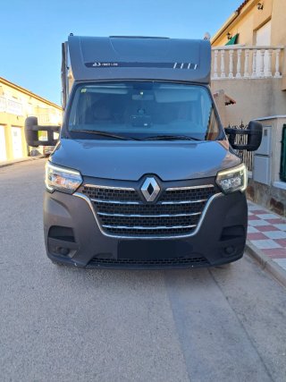 Renault Master 2021