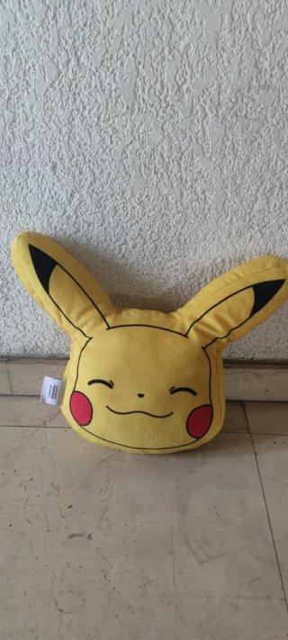 Cojín Peluche Pikachu Pokémon Oficial