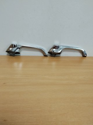 Manetas Seat 1500 lado derecho