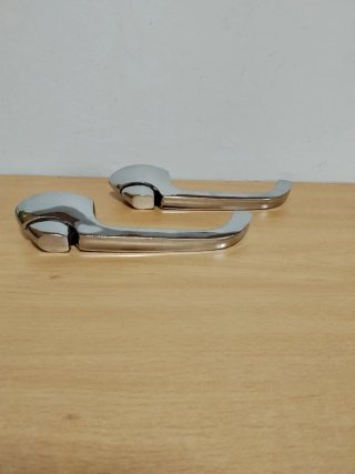 Manetas Seat 1500 lado derecho