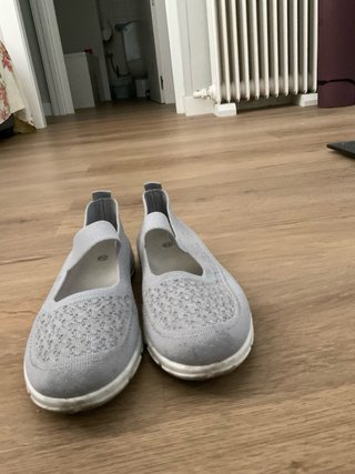Zapatos planos grises talla 39