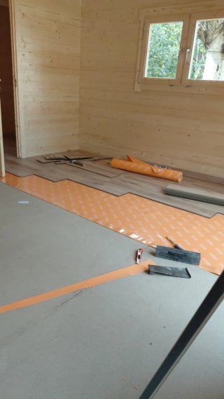 Puerta de madera interior