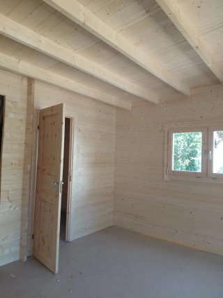 Puerta de madera interior