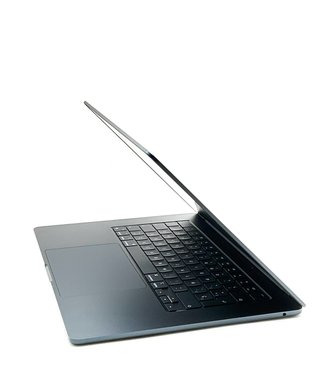 MacBook Air M3 8-Core Space Gray
