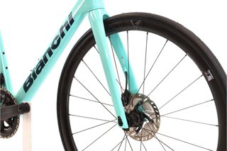 Bicicleta Bianchi Infinito Di2 12V t.56 Reacondicionada