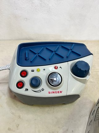 Centro Planchado Singer SHG6201 - 2200W