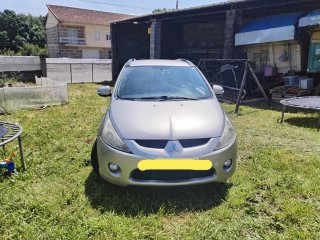 Mitsubishi Grandis 2020