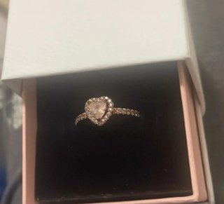 Anillo Pandora Corazón Rosa Talla 52.