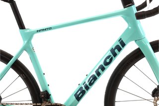 Bicicleta Bianchi Infinito Di2 12V t.56 Reacondicionada
