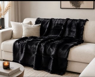 Coperta/Tappeto in vera pelle con pelo nero120x120
