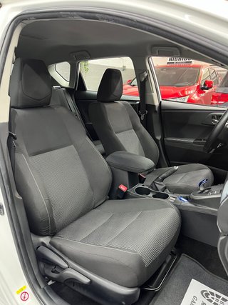 Toyota Auris Hybrid 2015 *PLAN RELAX*