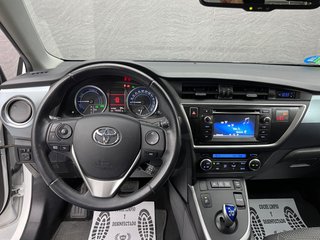 Toyota Auris Hybrid 2015 *PLAN RELAX*