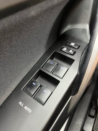 Toyota Auris Hybrid 2015 *PLAN RELAX*