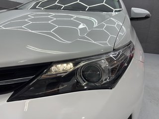 Toyota Auris Hybrid 2015 *PLAN RELAX*