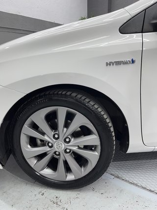 Toyota Auris Hybrid 2015 *PLAN RELAX*