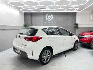 Toyota Auris Hybrid 2015 *PLAN RELAX*