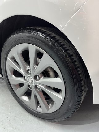 Toyota Auris Hybrid 2015 *PLAN RELAX*