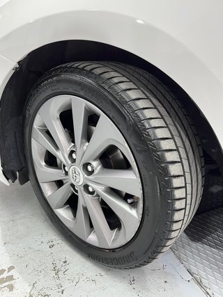 Toyota Auris Hybrid 2015 *PLAN RELAX*