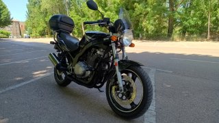 Suzuki GS 500 Negra