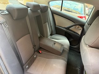 Toyota Avensis 2.0 D-4D 143 CV – CarPlay / Android