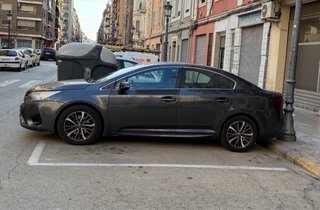 Toyota Avensis 2.0 D-4D 143 CV – CarPlay / Android
