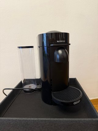 Cafetera Nespresso Plus