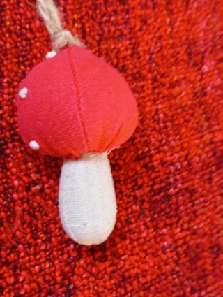 Portachiavi fungo rosso con pois bianchi