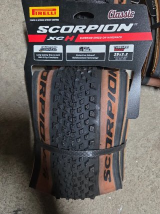 Cubiertas Pirelli Scorpion XC H 29x2.2