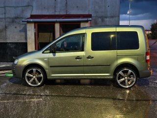 Volkswagen Caddy 2006