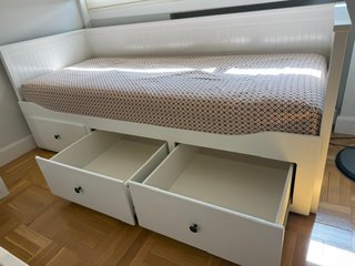 Diván IKEA HEMNES 80x200 con 3 cajones