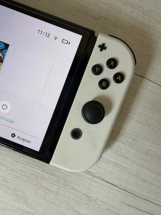 Nintendo Switch OLED Blanca y accesorios extra