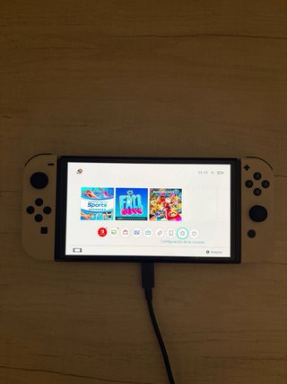 Nintendo Switch OLED Blanca y accesorios extra