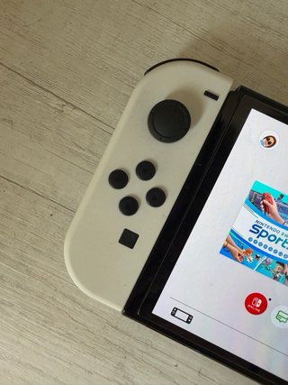 Nintendo Switch OLED Blanca y accesorios extra