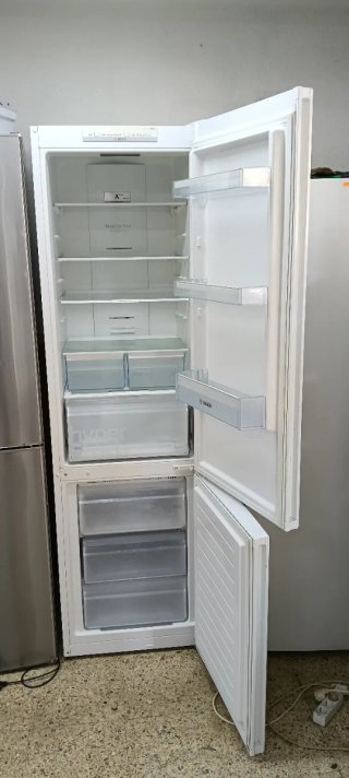 NEVERA COMBI BOSCH NO FROST ENERGÍA A+++
