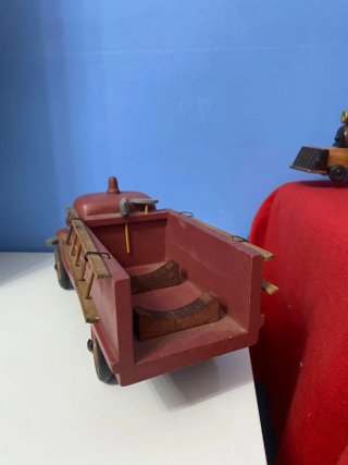 Camioncino Pompiere Engine Co. No 9